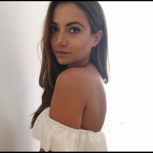 Meet your Posher, Clara